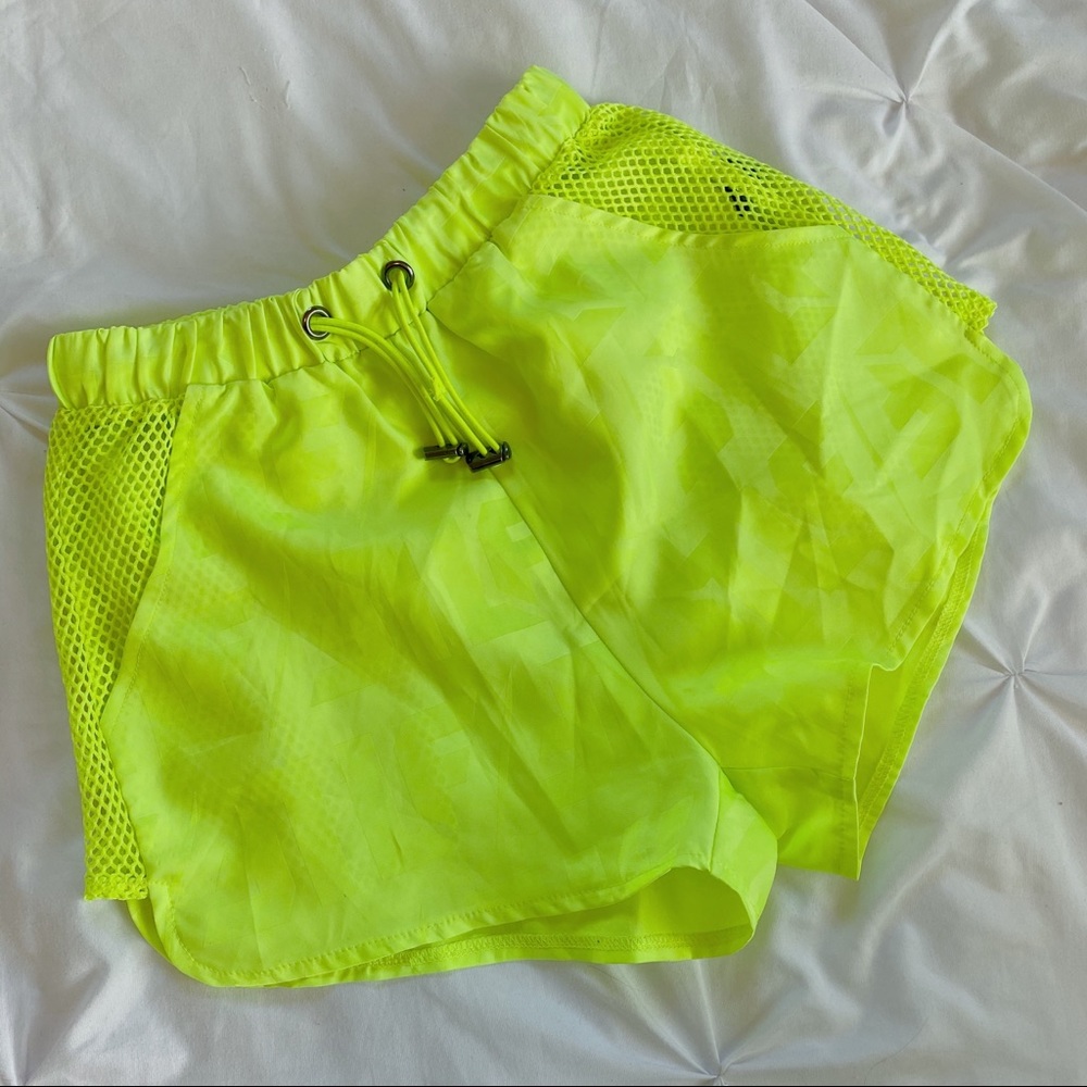 LF shorts